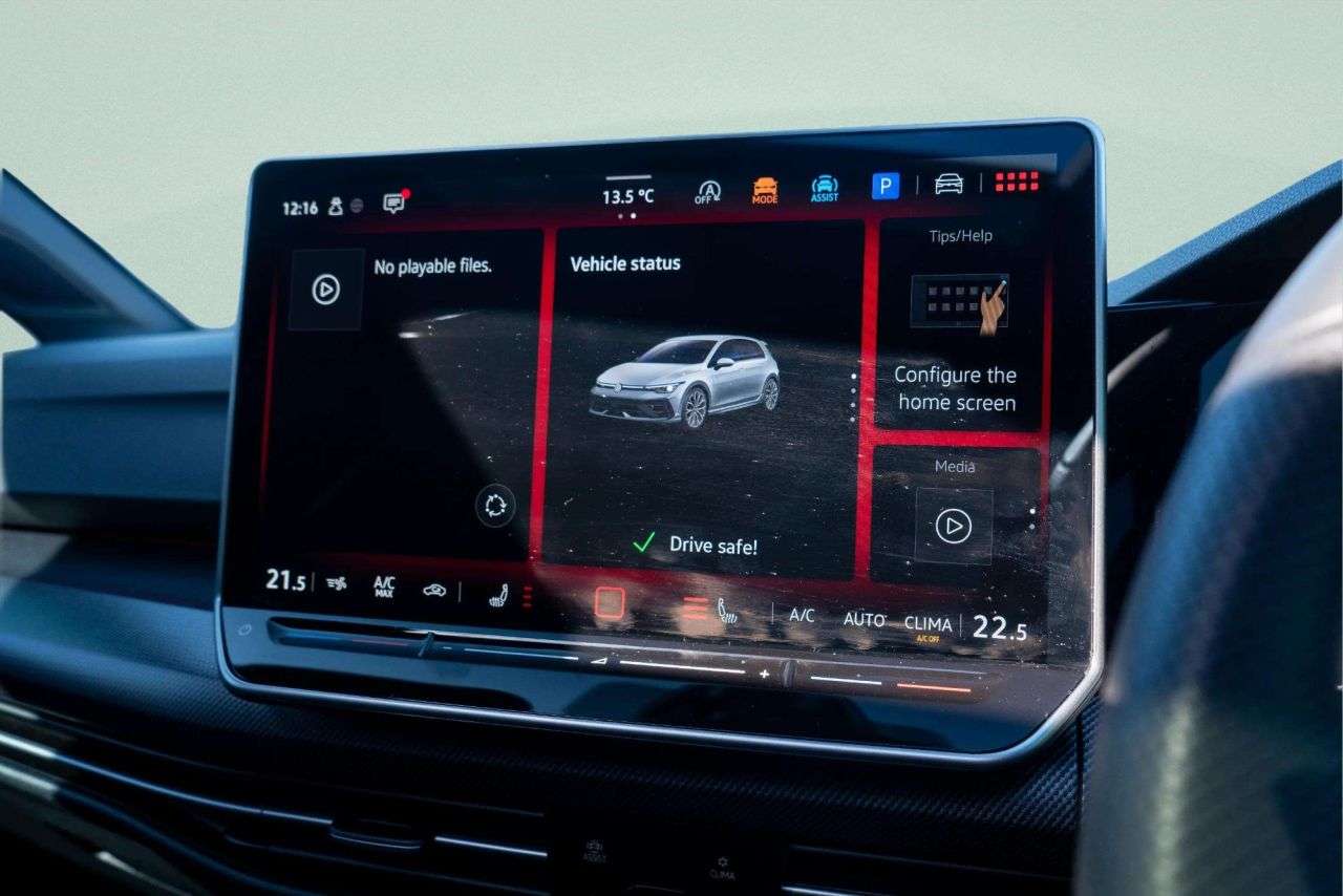 2025 VOLKSWAGEN GOLF 2025 VOLKSWAGEN GOLF