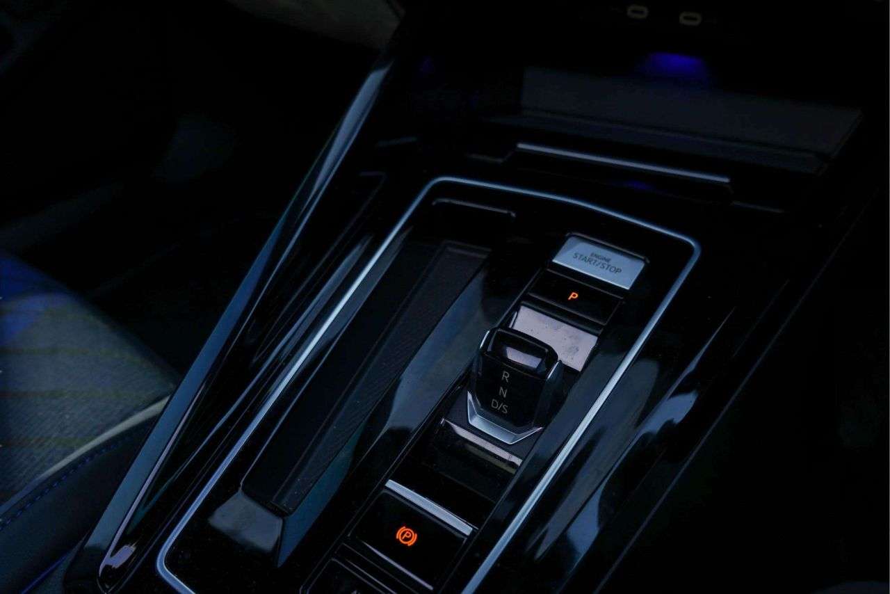 2025 VOLKSWAGEN GOLF 2025 VOLKSWAGEN GOLF