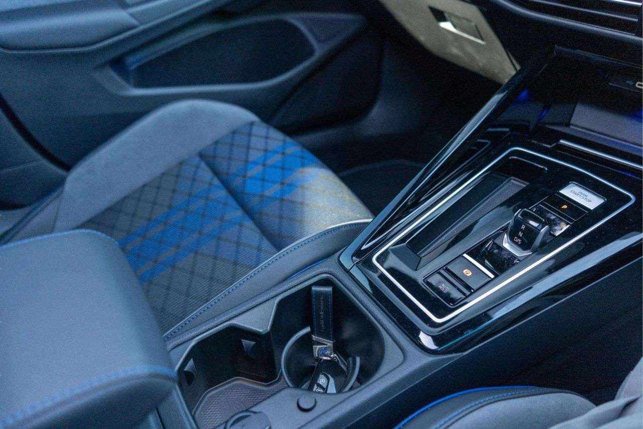 2025 VOLKSWAGEN GOLF 2025 VOLKSWAGEN GOLF