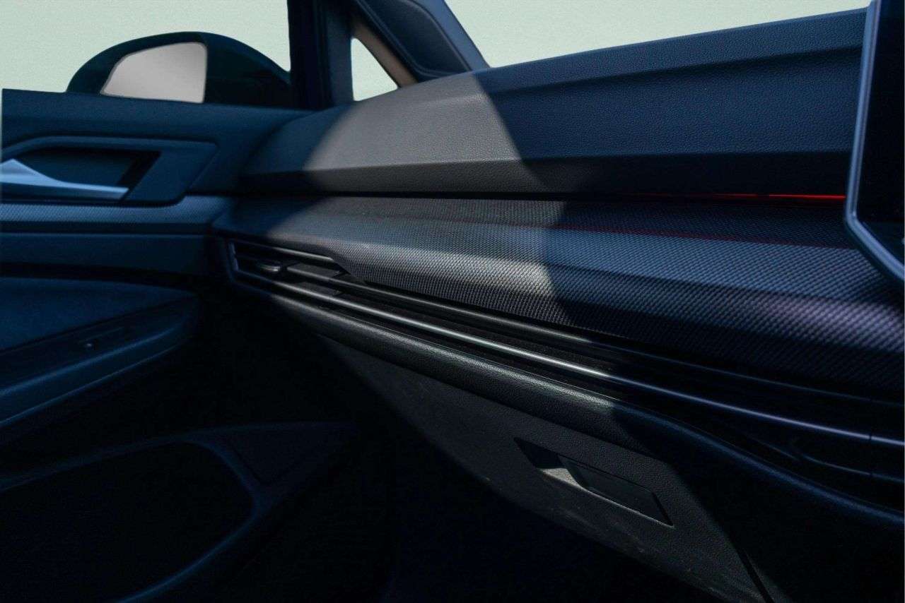 2025 VOLKSWAGEN GOLF 2025 VOLKSWAGEN GOLF