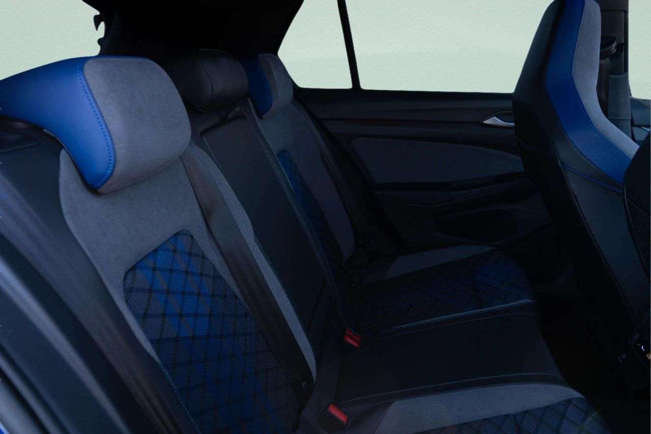 2025 VOLKSWAGEN GOLF 2025 VOLKSWAGEN GOLF