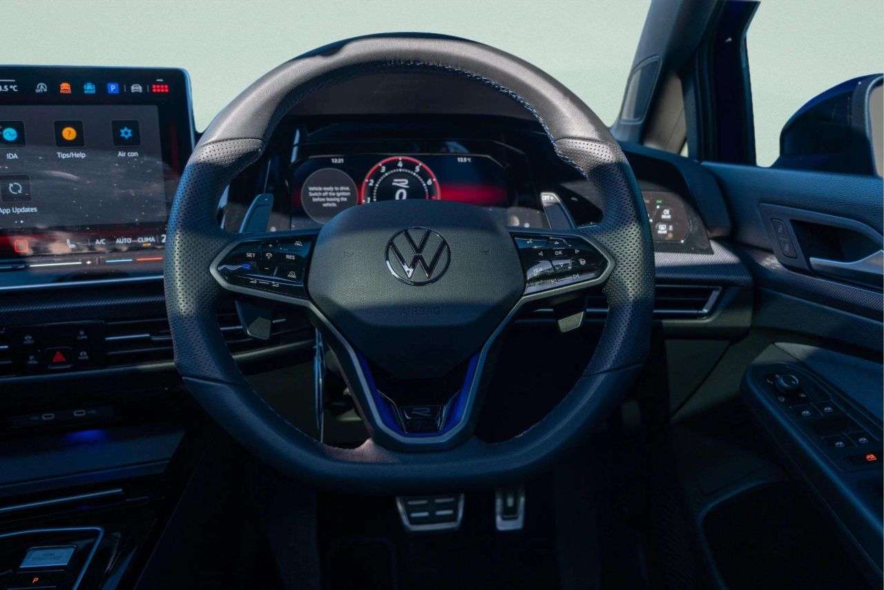 2025 VOLKSWAGEN GOLF 2025 VOLKSWAGEN GOLF