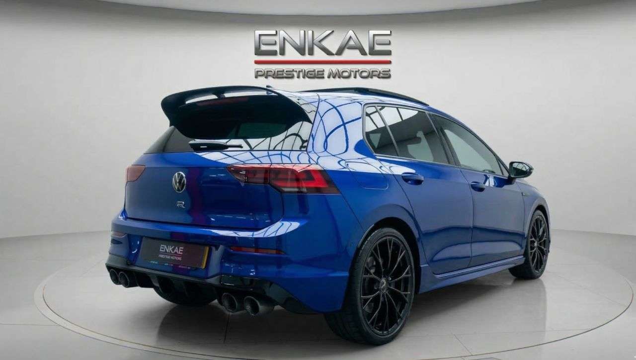 A 2025 VOLKSWAGEN GOLF 2.0 TSI R Black Edition Hatchback 5dr Petrol DSG 4Motion Euro 6 (s/s) (333 A 2025 VOLKSWAGEN GOLF 2.0 TSI R Black Edition Hatchback 5dr Petrol DSG 4Motion Euro 6 (s/s) (333