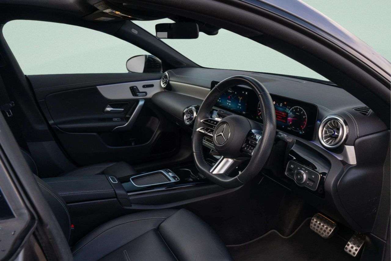 A 2023 MERCEDES-BENZ CLA 1.3 CLA180h MHEV AMG Line (Premium Plus) Coupe 4dr Petrol Hybrid 7G-DCT Eur A 2023 MERCEDES-BENZ CLA 1.3 CLA180h MHEV AMG Line (Premium Plus) Coupe 4dr Petrol Hybrid 7G-DCT Eur