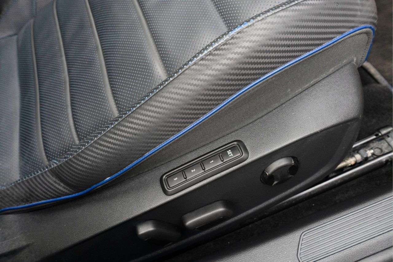 2023 VOLKSWAGEN GOLF 2023 VOLKSWAGEN GOLF