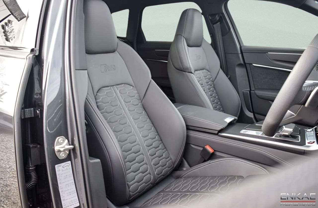 A 2022 AUDI RS6 AVANT 4.0 TFSI V8 Vorsprung Estate 5dr Petrol Tiptronic quattro Euro 6 (s/s) (600 A 2022 AUDI RS6 AVANT 4.0 TFSI V8 Vorsprung Estate 5dr Petrol Tiptronic quattro Euro 6 (s/s) (600