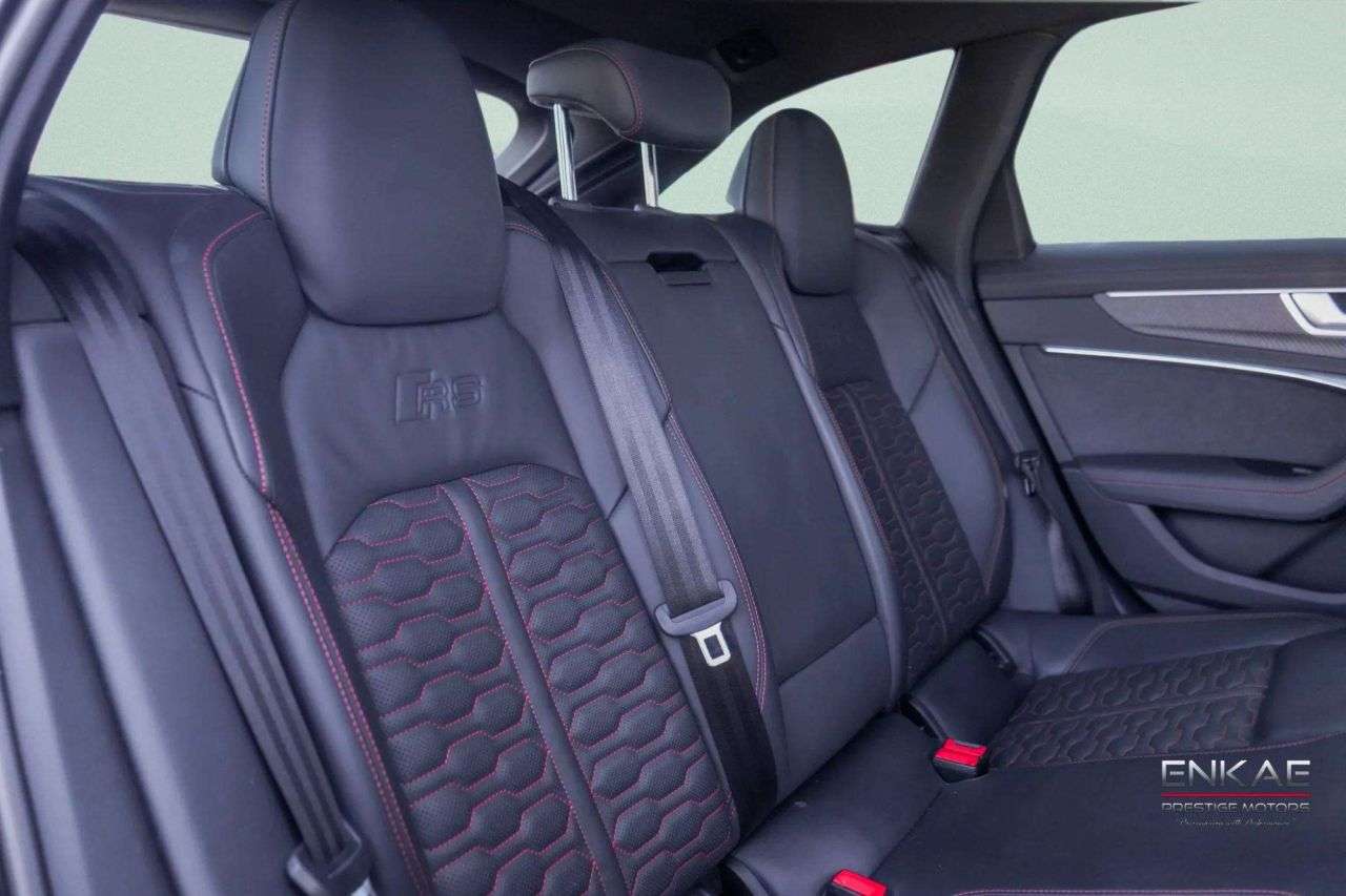 A 2022 AUDI RS6 AVANT 4.0 TFSI V8 Vorsprung Estate 5dr Petrol Tiptronic quattro Euro 6 (s/s) (600 A 2022 AUDI RS6 AVANT 4.0 TFSI V8 Vorsprung Estate 5dr Petrol Tiptronic quattro Euro 6 (s/s) (600