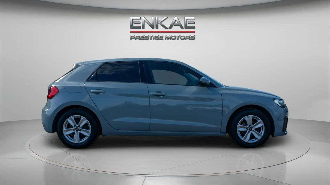 A 2022 AUDI A1 1.0 TFSI 25 Technik Sportback 5dr Petrol Manual Euro 6 (s/s) (95 ps) CRUISE A 2022 AUDI A1 1.0 TFSI 25 Technik Sportback 5dr Petrol Manual Euro 6 (s/s) (95 ps) CRUISE