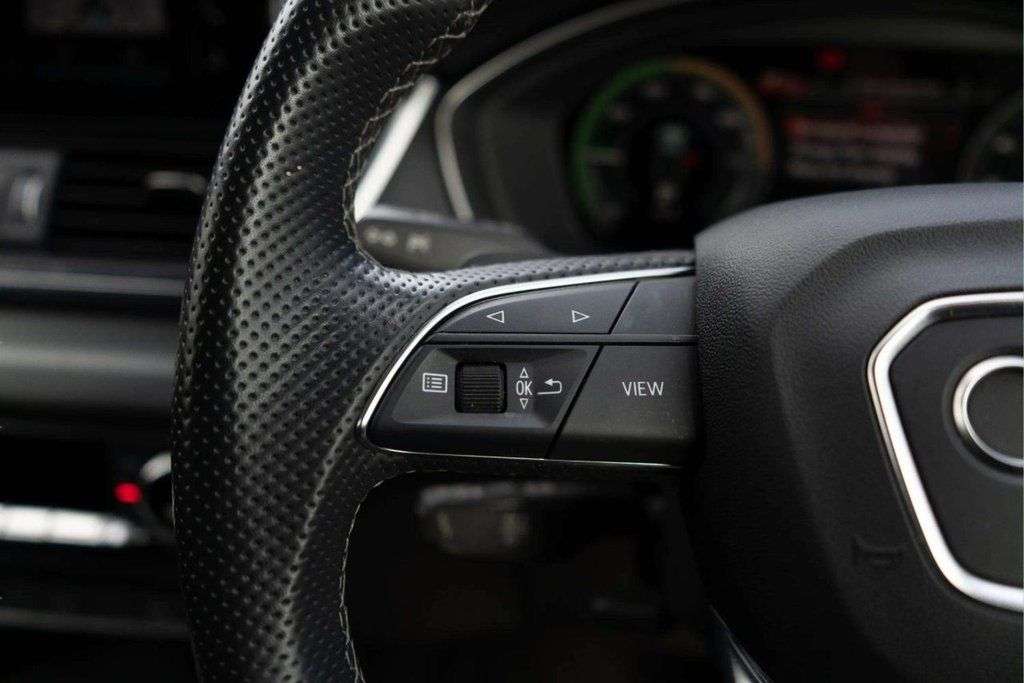 2021 AUDI Q5 2021 AUDI Q5