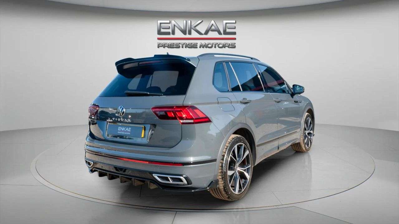 A 2023 VOLKSWAGEN TIGUAN 1.5 TSI R-Line SUV 5dr Petrol DSG Euro 6 (s/s) (150 ps) PARKING SENSOR | SA A 2023 VOLKSWAGEN TIGUAN 1.5 TSI R-Line SUV 5dr Petrol DSG Euro 6 (s/s) (150 ps) PARKING SENSOR | SA