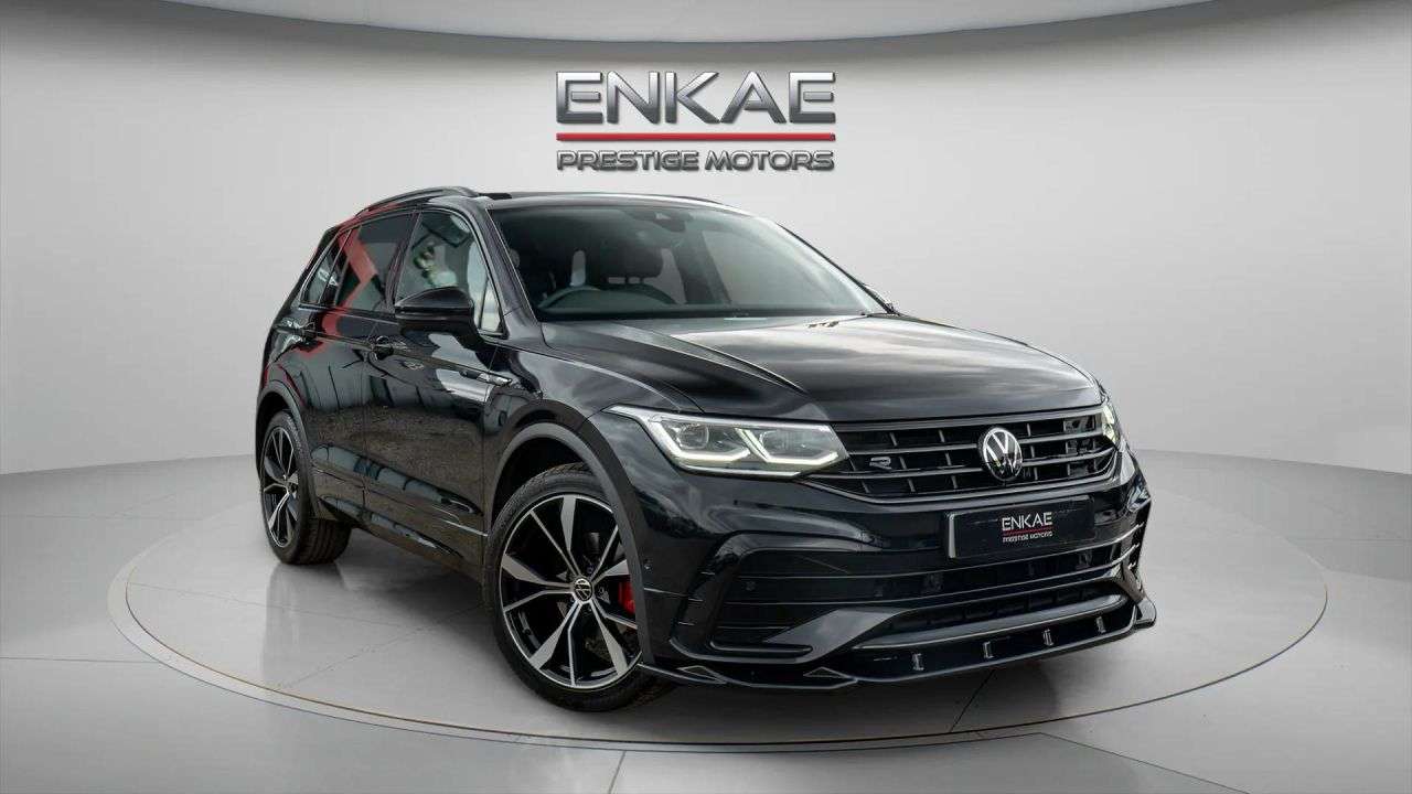 A 2023 VOLKSWAGEN TIGUAN 1.5 TSI R-Line SUV 5dr Petrol DSG Euro 6 (s/s) (150 ps) PARKING SENSOR | SA A 2023 VOLKSWAGEN TIGUAN 1.5 TSI R-Line SUV 5dr Petrol DSG Euro 6 (s/s) (150 ps) PARKING SENSOR | SA