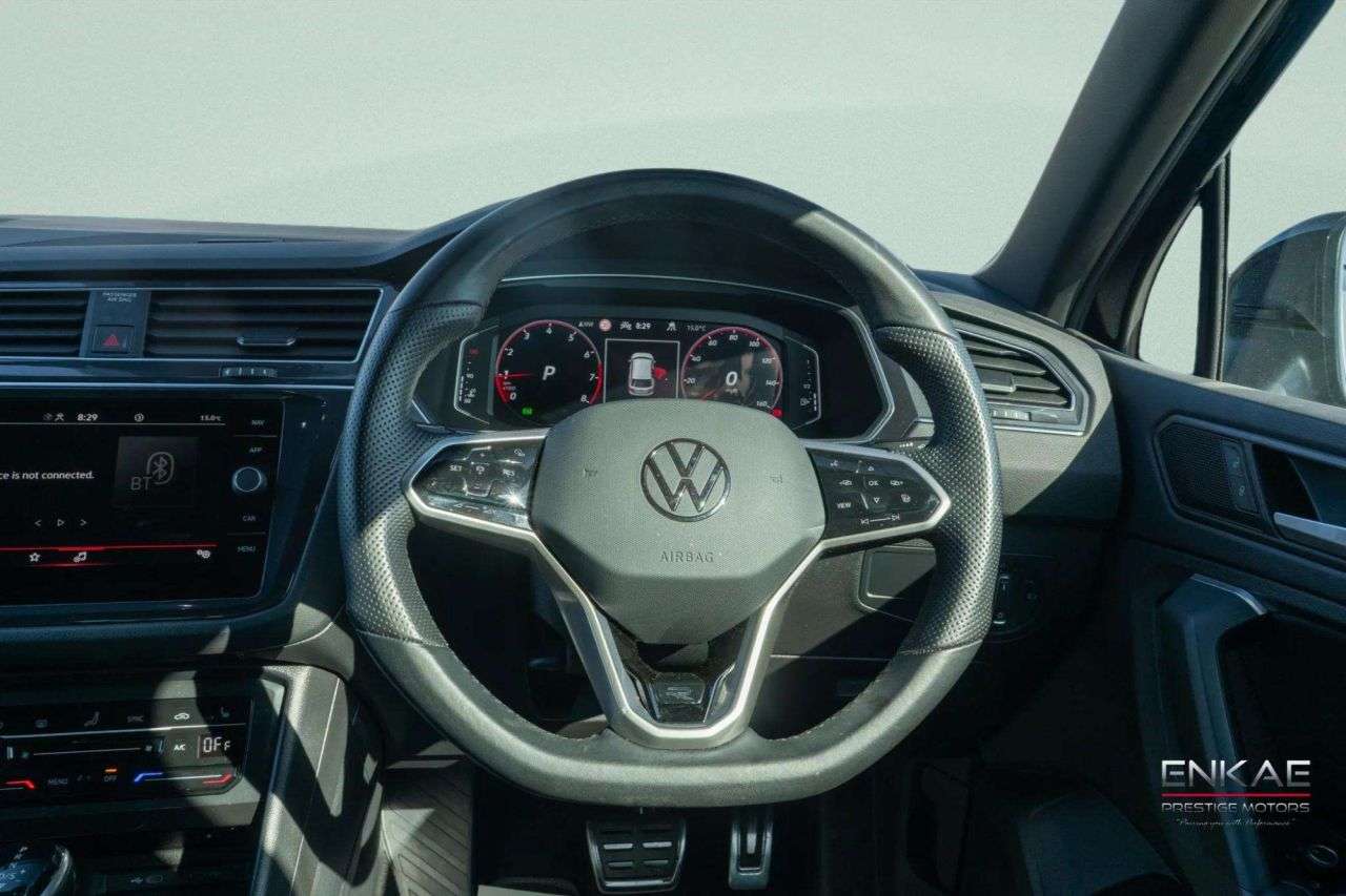 A 2023 VOLKSWAGEN TIGUAN 1.5 TSI R-Line SUV 5dr Petrol DSG Euro 6 (s/s) (150 ps) PARKING SENSOR | SA A 2023 VOLKSWAGEN TIGUAN 1.5 TSI R-Line SUV 5dr Petrol DSG Euro 6 (s/s) (150 ps) PARKING SENSOR | SA