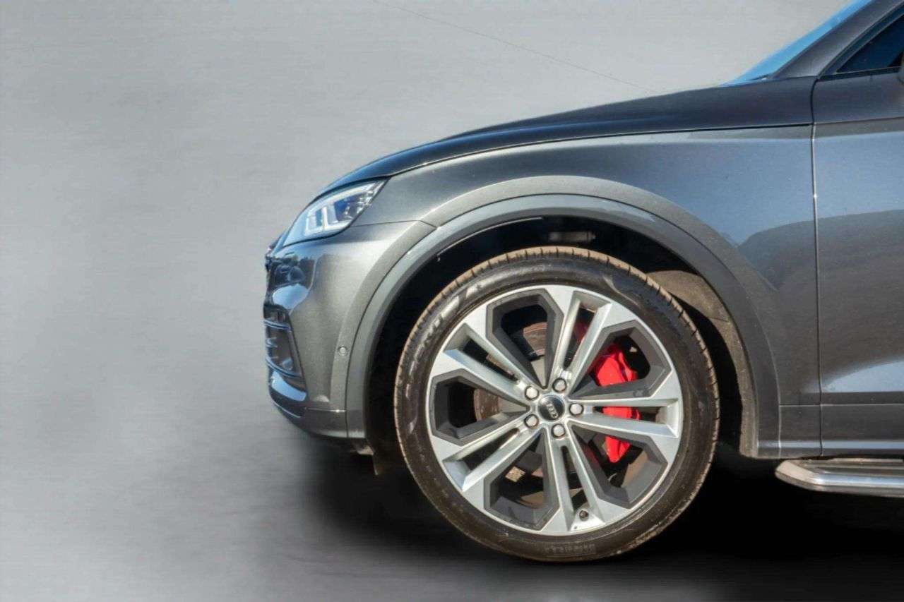 A 2021 AUDI SQ5 3.0 TDI V6 Vorsprung SUV 5dr Diesel Tiptronic quattro Euro 6 (s/s) (341 ps) A 2021 AUDI SQ5 3.0 TDI V6 Vorsprung SUV 5dr Diesel Tiptronic quattro Euro 6 (s/s) (341 ps)