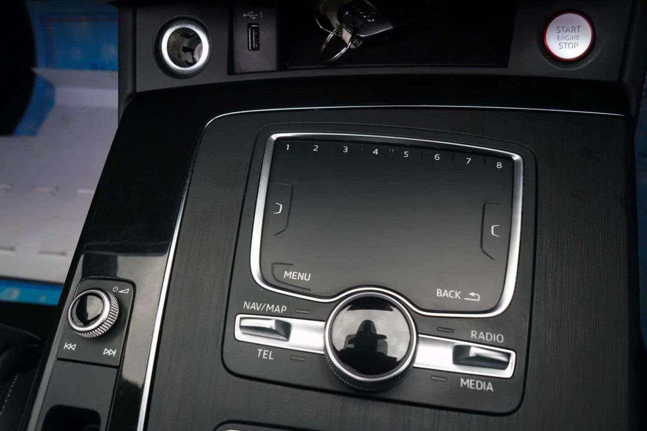 2021 AUDI SQ5 2021 AUDI SQ5