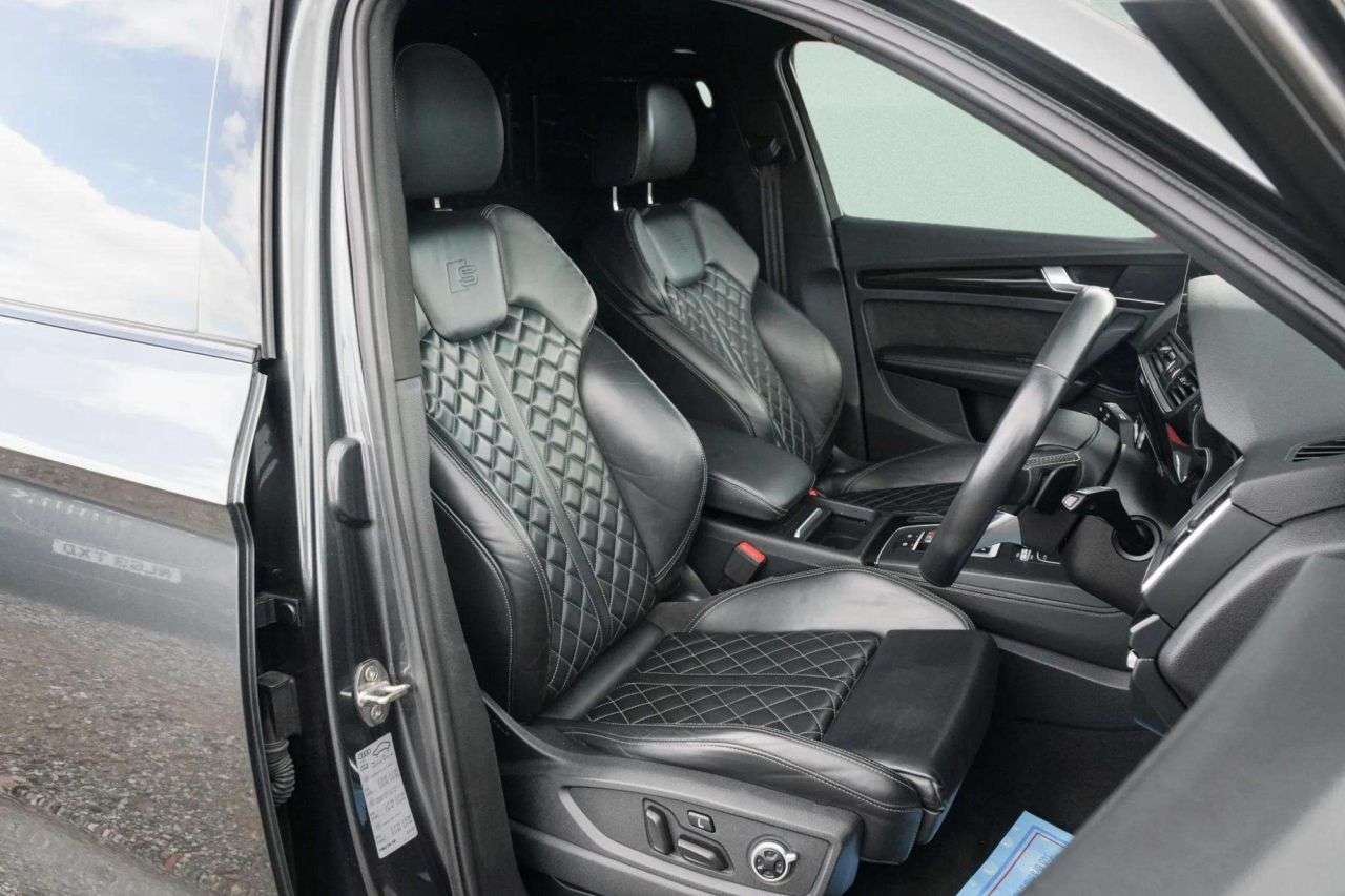 2021 AUDI SQ5 2021 AUDI SQ5