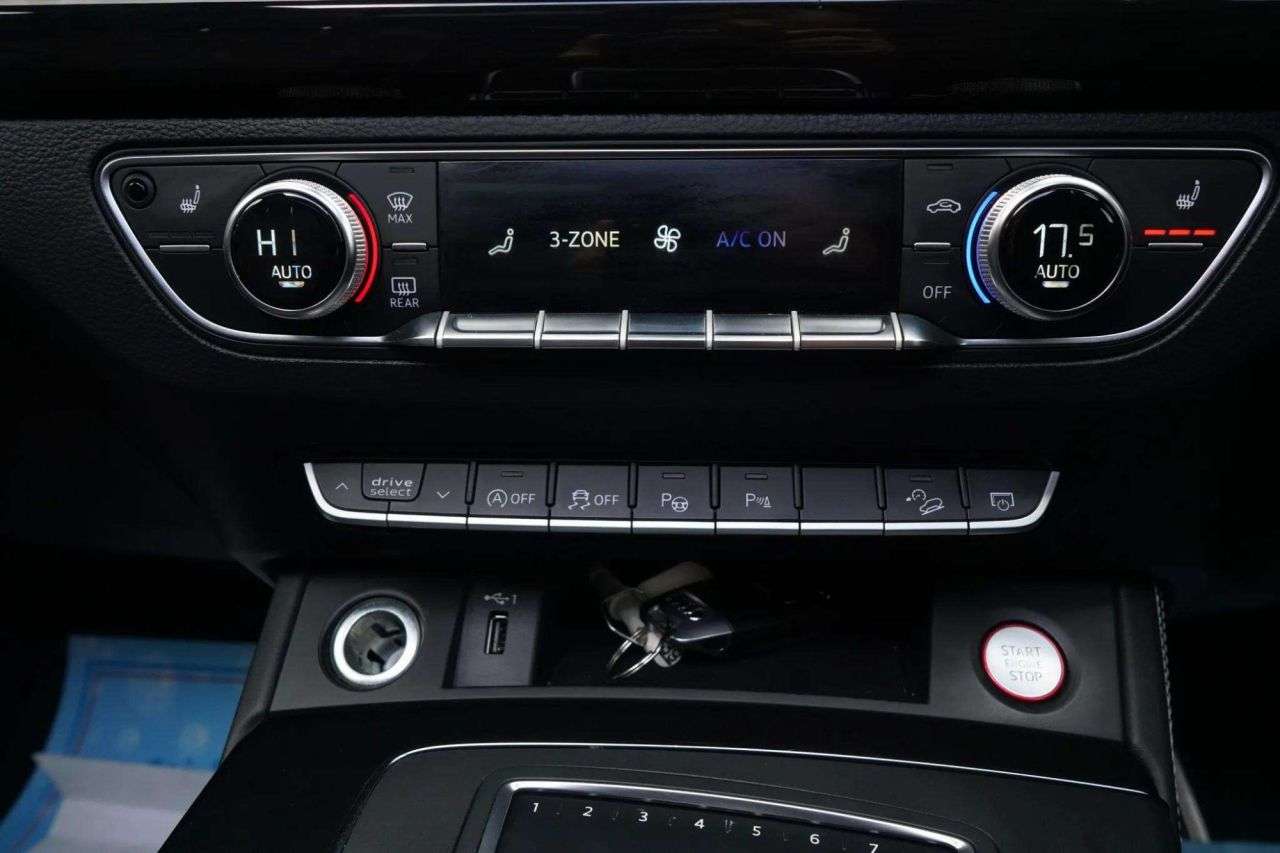 2021 AUDI SQ5 2021 AUDI SQ5
