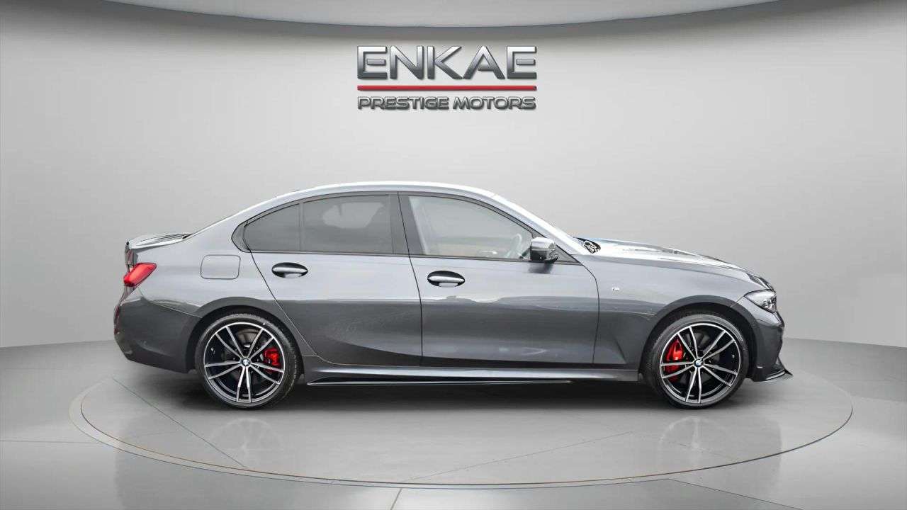 A 2021 BMW 3 SERIES 2.0 320i M Sport Saloon 4dr Petrol Auto Euro 6 (s/s) (184 ps) *Awaiting Pre A 2021 BMW 3 SERIES 2.0 320i M Sport Saloon 4dr Petrol Auto Euro 6 (s/s) (184 ps) *Awaiting Pre