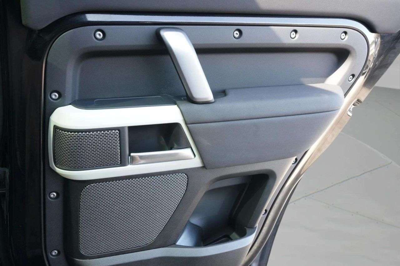 2023 LAND ROVER DEFENDER 2023 LAND ROVER DEFENDER