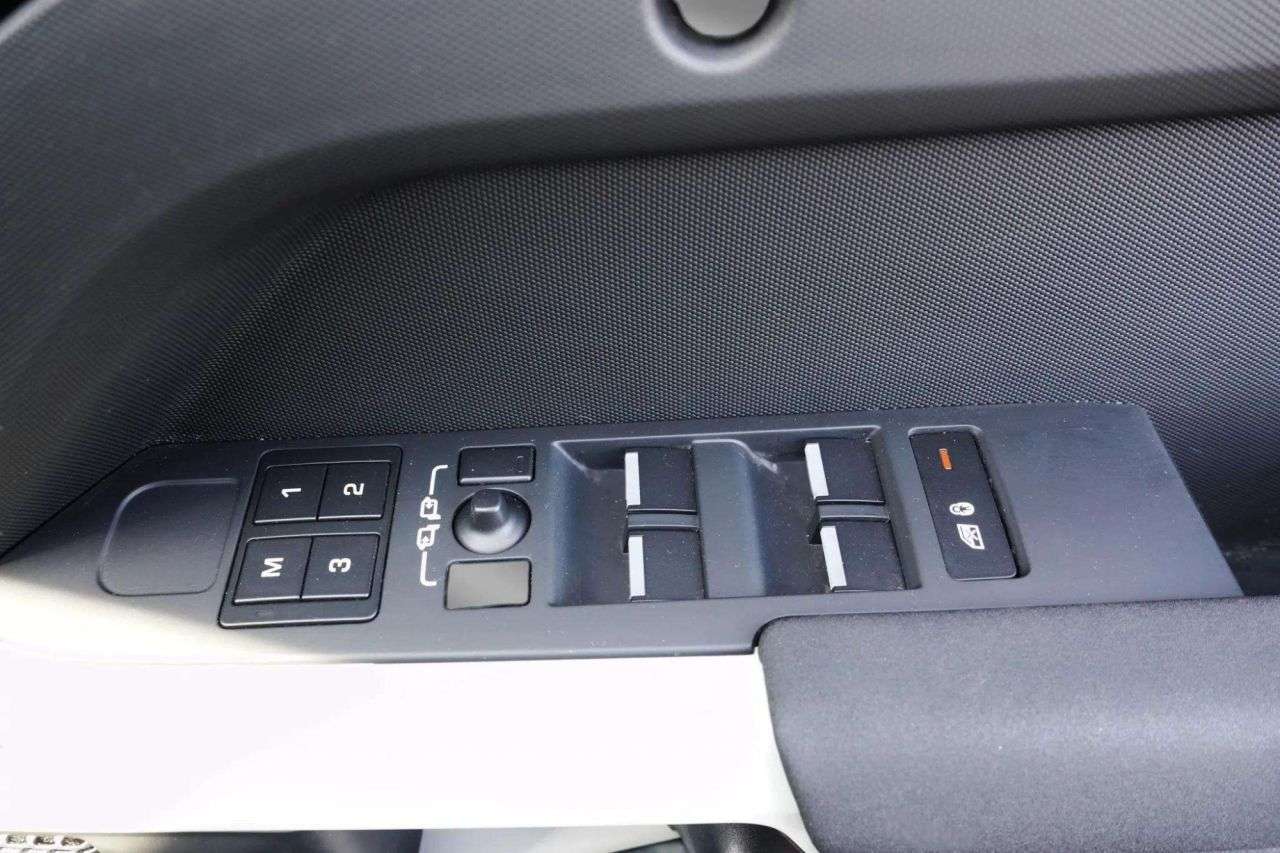 2023 LAND ROVER DEFENDER 2023 LAND ROVER DEFENDER