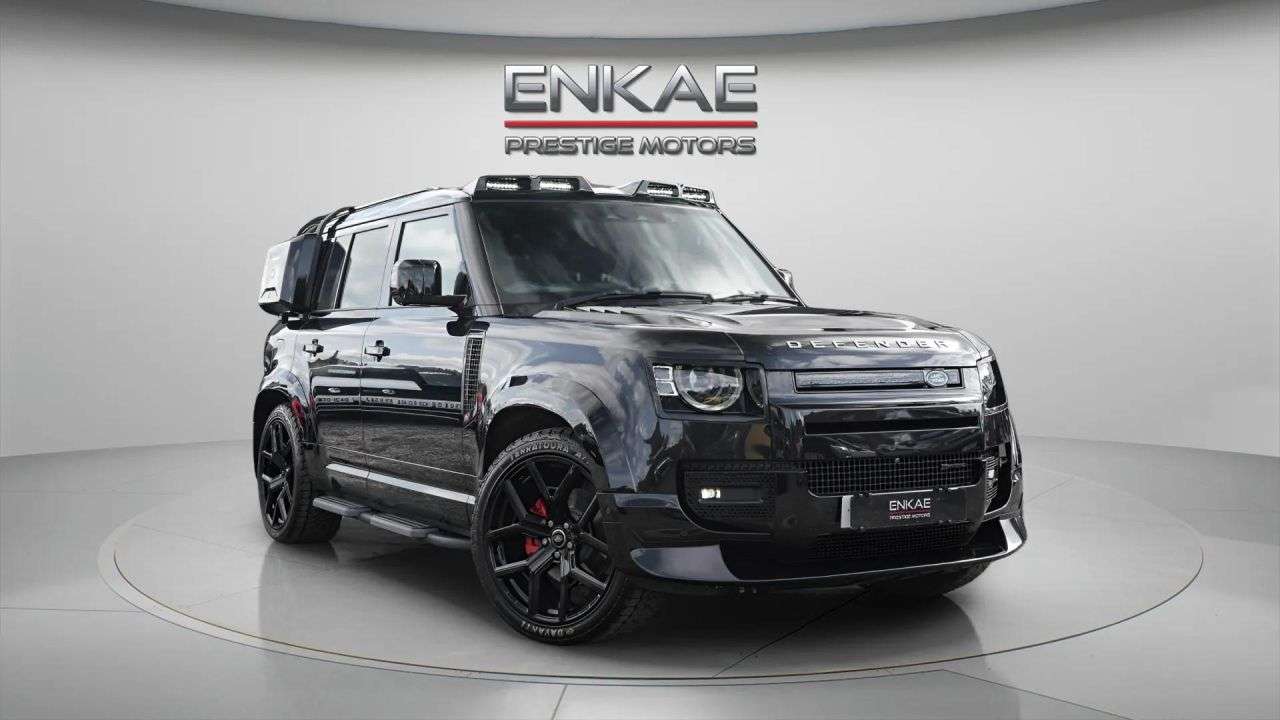 A 2023 LAND ROVER DEFENDER 3.0 D250 MHEV X-Dynamic SE SUV 5dr Diesel Auto 4WD Euro 6 (s/s) (250 ps) ME A 2023 LAND ROVER DEFENDER 3.0 D250 MHEV X-Dynamic SE SUV 5dr Diesel Auto 4WD Euro 6 (s/s) (250 ps) ME