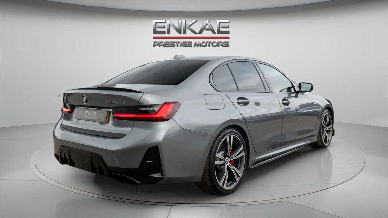 A 2022 BMW 3 SERIES 3.0 M340d MHT Saloon 4dr Diesel Hybrid Auto xDrive Euro 6 (s/s) (340 ps) H/ A 2022 BMW 3 SERIES 3.0 M340d MHT Saloon 4dr Diesel Hybrid Auto xDrive Euro 6 (s/s) (340 ps) H/