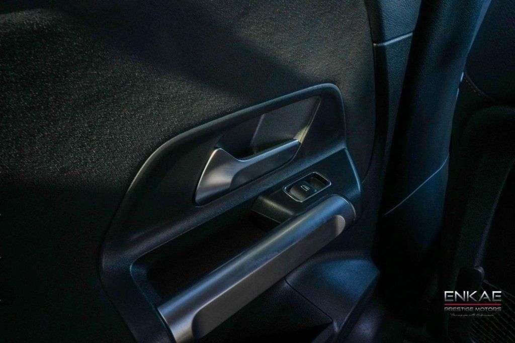 2023 MERCEDES-BENZ GLB 2023 MERCEDES-BENZ GLB
