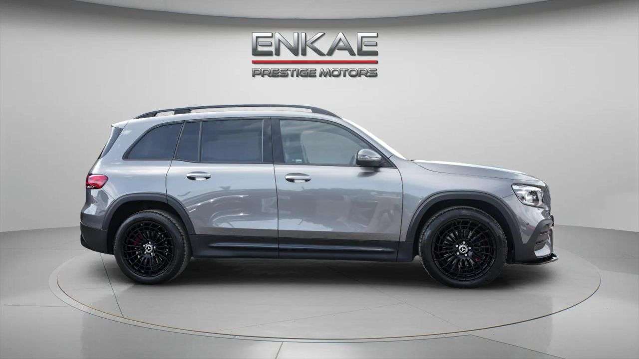 A 2023 MERCEDES-BENZ GLB 1.3 GLB200 AMG Line (Premium) SUV 5dr Petrol 7G-DCT Euro 6 (s/s) (163 ps) H A 2023 MERCEDES-BENZ GLB 1.3 GLB200 AMG Line (Premium) SUV 5dr Petrol 7G-DCT Euro 6 (s/s) (163 ps) H