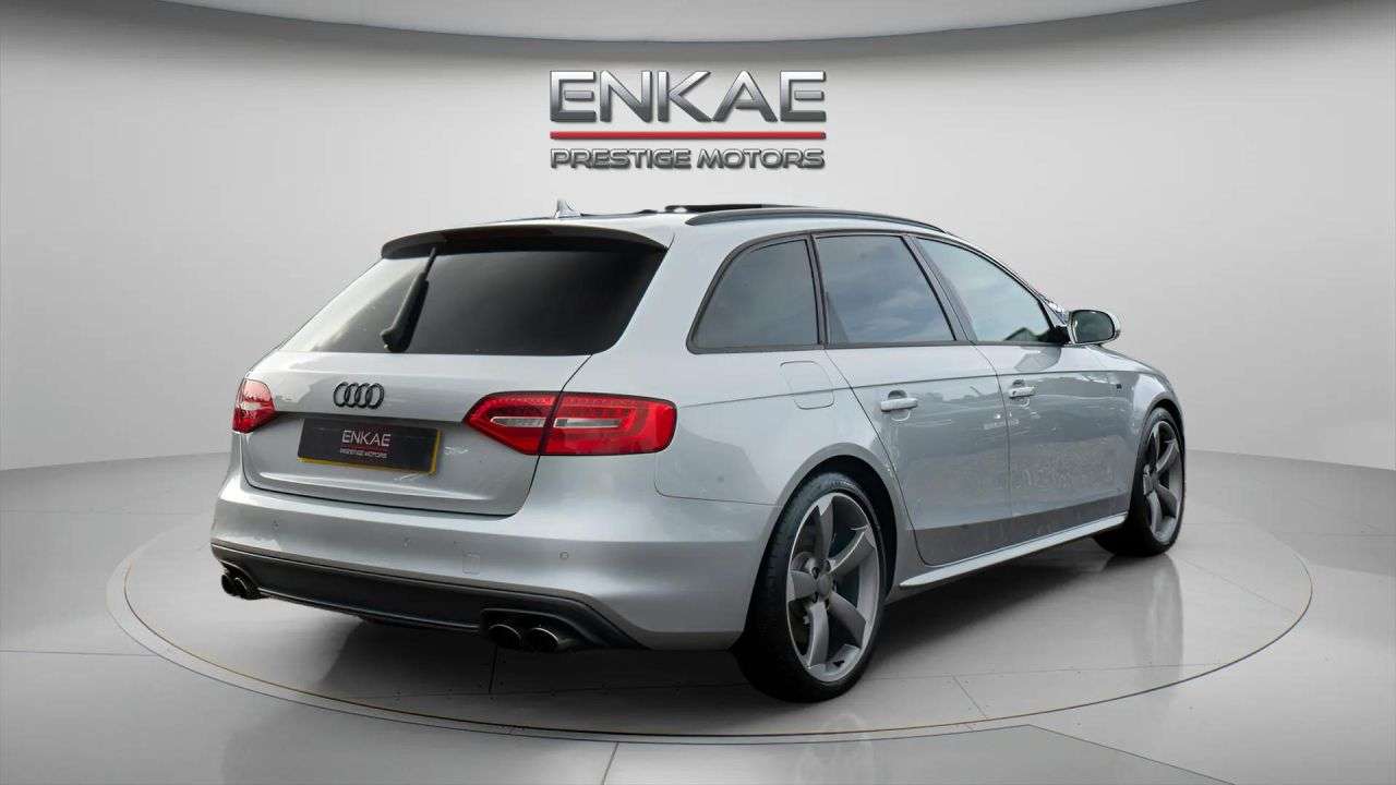 A 2012 AUDI S4 AVANT 3.0 TFSI V6 Black Edition Estate 5dr Petrol S Tronic quattro Euro 5 (s/s) ( A 2012 AUDI S4 AVANT 3.0 TFSI V6 Black Edition Estate 5dr Petrol S Tronic quattro Euro 5 (s/s) (