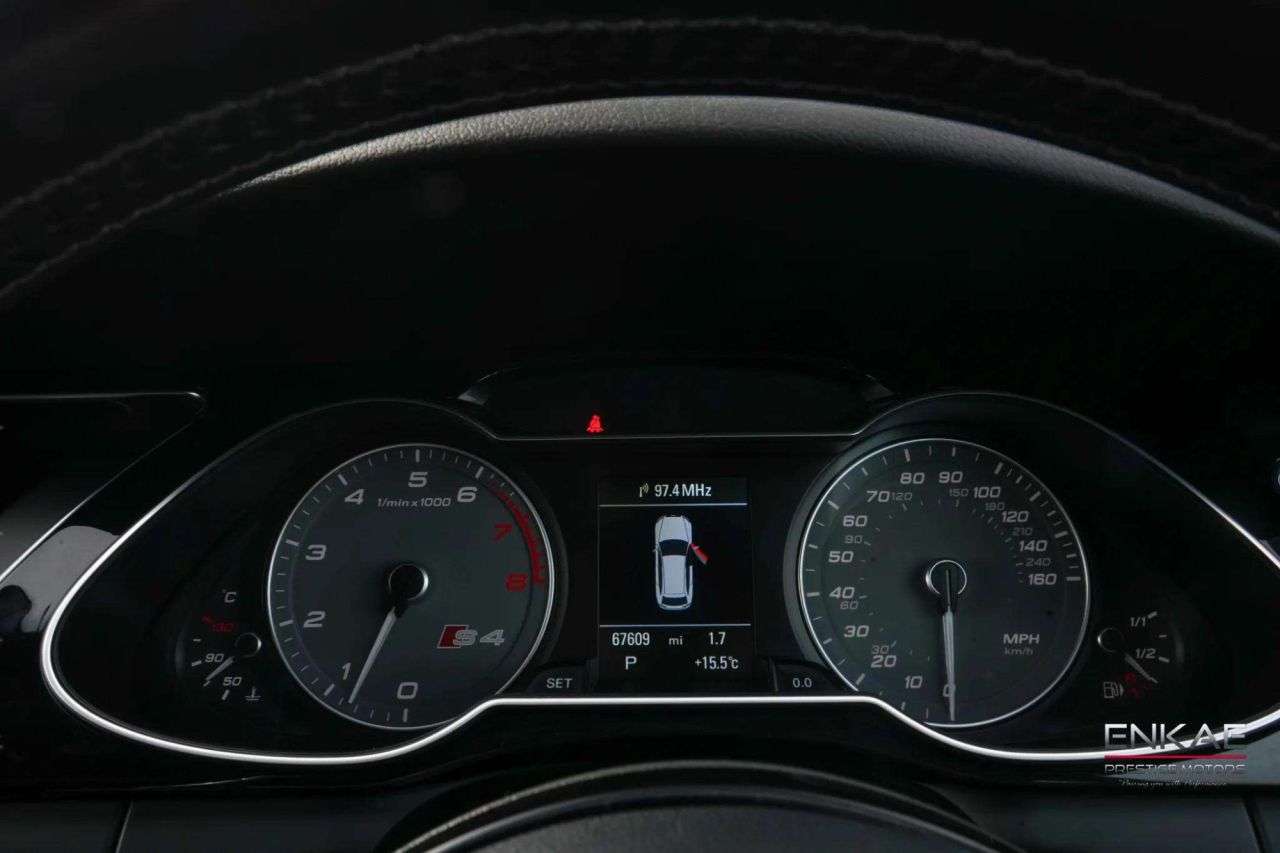 2012 AUDI S4 AVANT 2012 AUDI S4 AVANT