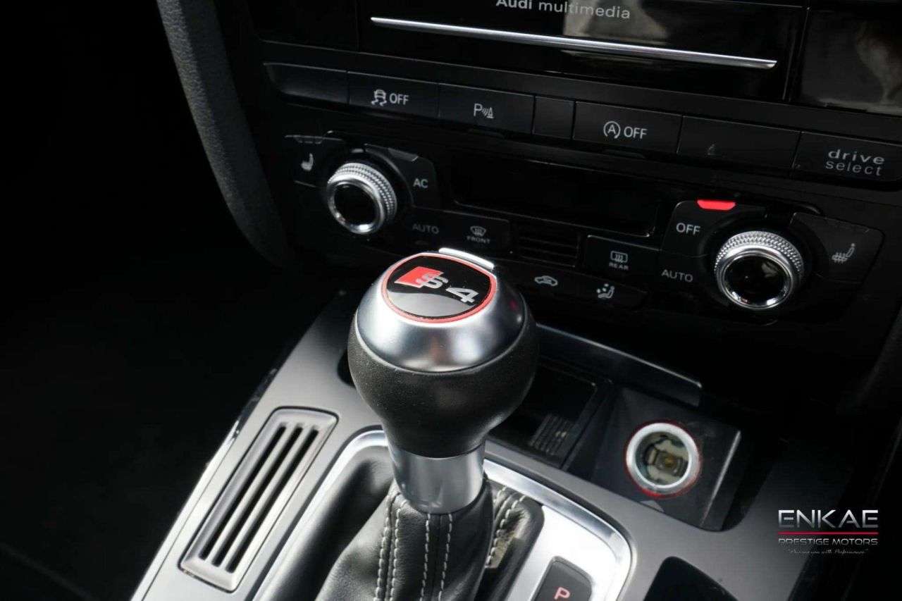 2012 AUDI S4 AVANT 2012 AUDI S4 AVANT