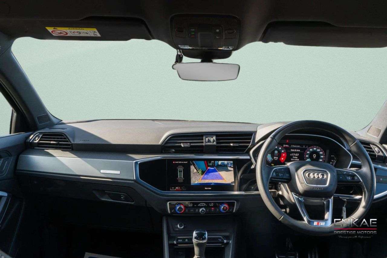 A 2024 AUDI Q3 1.5 TFSI CoD 35 S line Sportback 5dr Petrol S Tronic Euro 6 (s/s) (150 ps) A 2024 AUDI Q3 1.5 TFSI CoD 35 S line Sportback 5dr Petrol S Tronic Euro 6 (s/s) (150 ps)