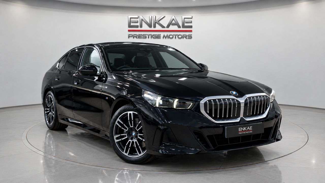 A 2024 BMW 5 SERIES 2.0 520i MHT M Sport Saloon 4dr Petrol Hybrid Steptronic Euro 6 (s/s) (208 A 2024 BMW 5 SERIES 2.0 520i MHT M Sport Saloon 4dr Petrol Hybrid Steptronic Euro 6 (s/s) (208