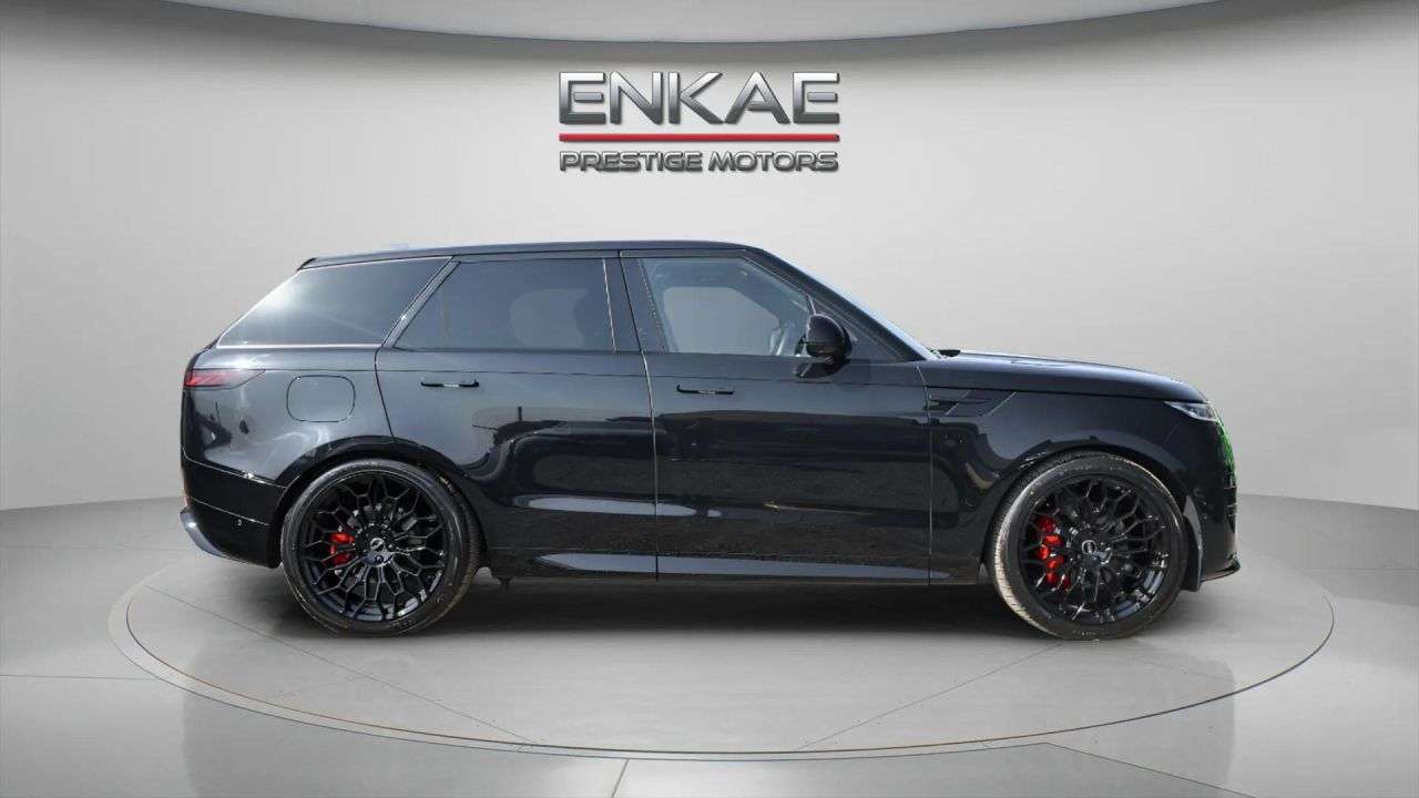 A 2023 LAND ROVER RANGE ROVER SPORT 3.0 D300 MHEV Dynamic SE SUV 5dr Diesel Auto 4WD Euro 6 (s/s) (300 ps) 360 A 2023 LAND ROVER RANGE ROVER SPORT 3.0 D300 MHEV Dynamic SE SUV 5dr Diesel Auto 4WD Euro 6 (s/s) (300 ps) 360