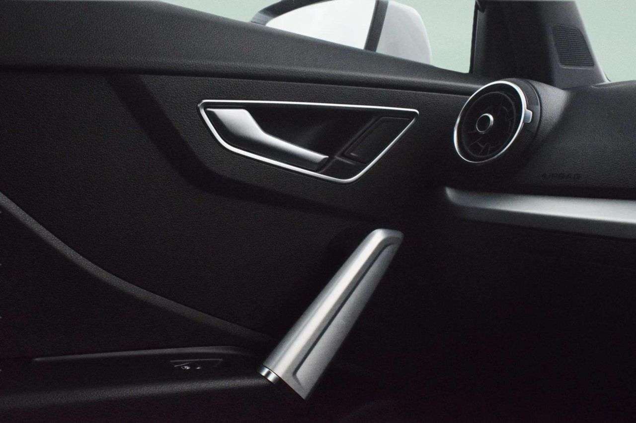 2018 AUDI Q2 2018 AUDI Q2