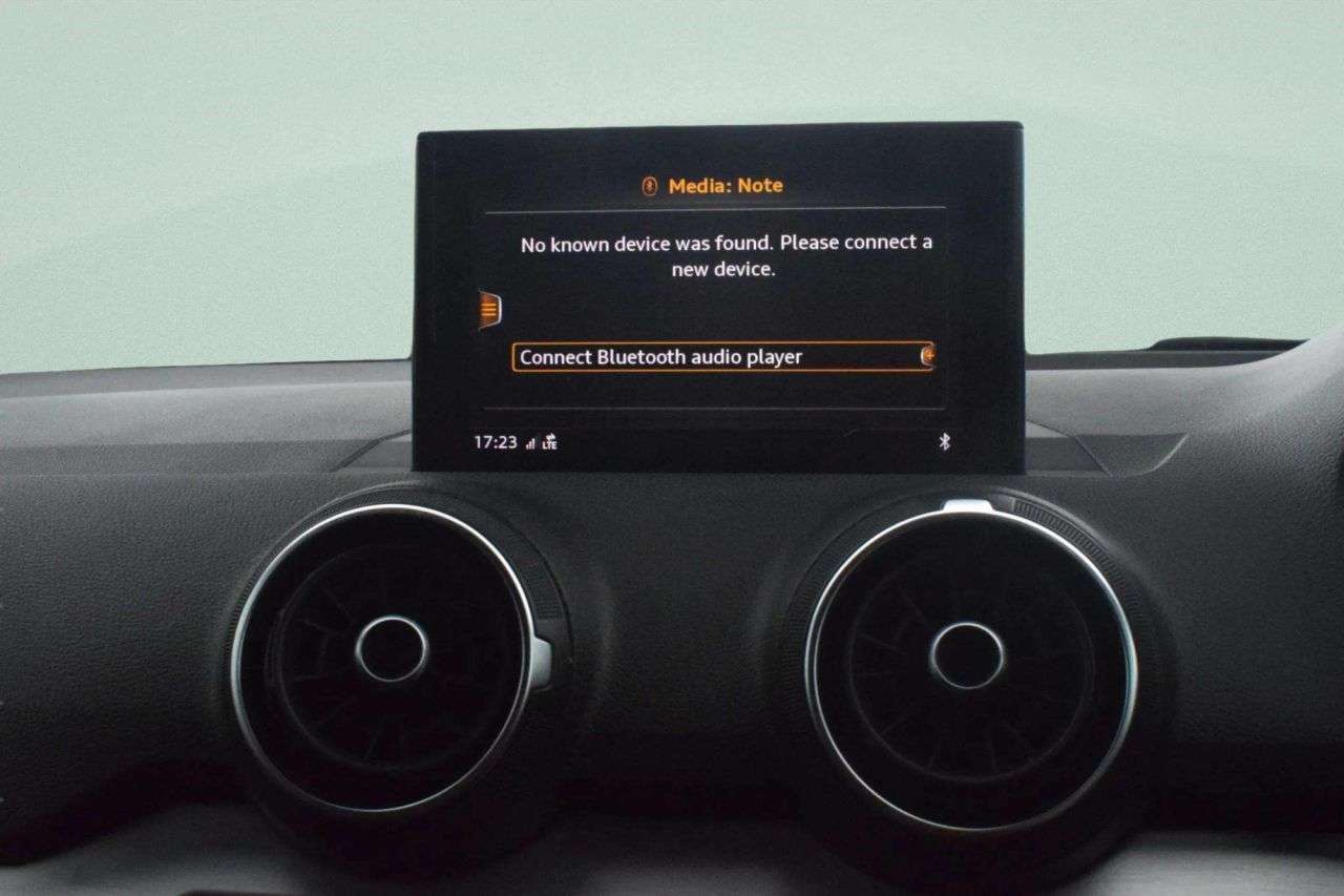 2018 AUDI Q2 2018 AUDI Q2