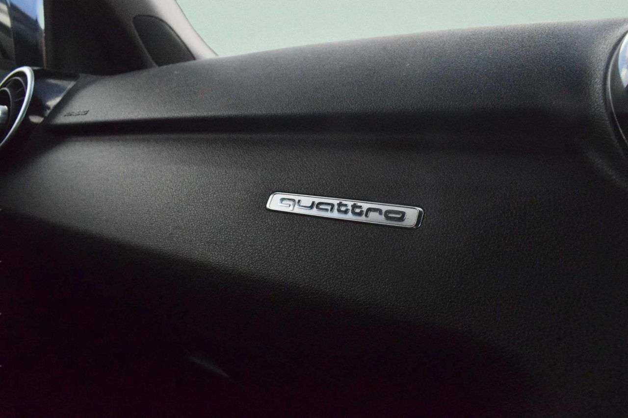 2017 AUDI S1 2017 AUDI S1