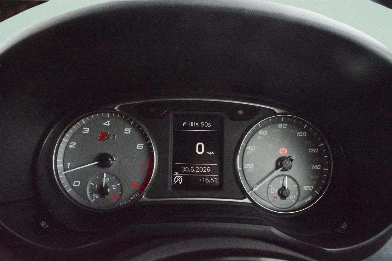 2017 AUDI S1 2017 AUDI S1