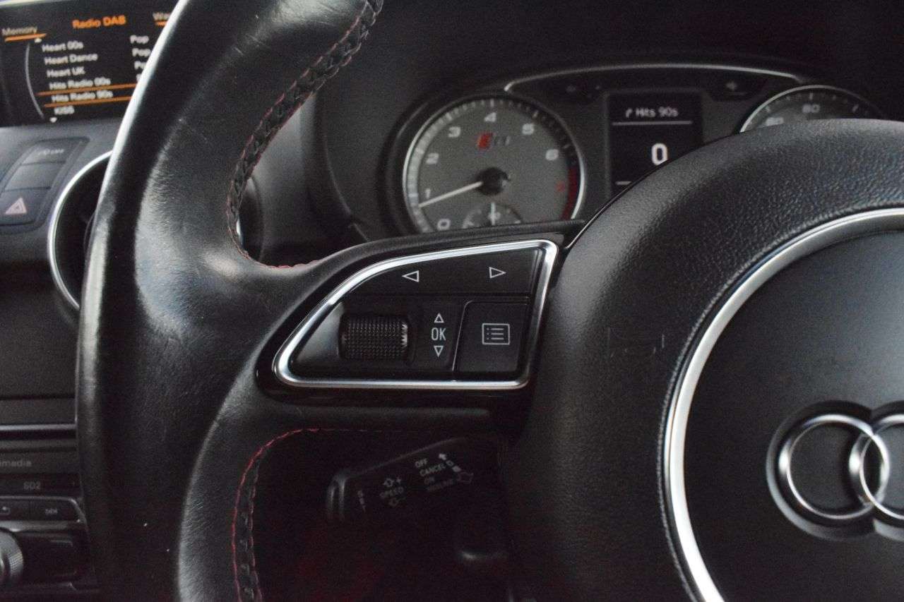 2017 AUDI S1 2017 AUDI S1