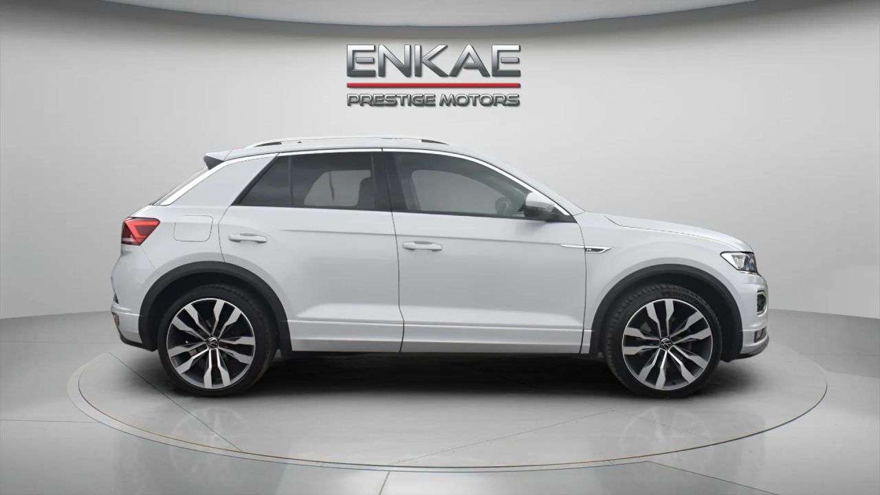A 2021 VOLKSWAGEN T-ROC 2.0 TDI EVO R-Line SUV 5dr Diesel DSG Euro 6 (s/s) (150 ps) HTD FRNT STS | A 2021 VOLKSWAGEN T-ROC 2.0 TDI EVO R-Line SUV 5dr Diesel DSG Euro 6 (s/s) (150 ps) HTD FRNT STS |