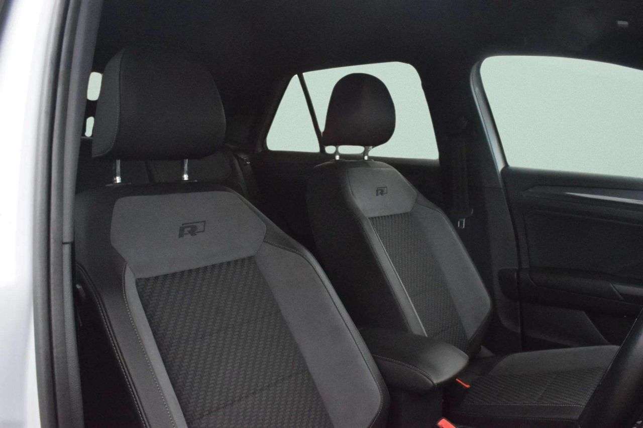 A 2021 VOLKSWAGEN T-ROC 2.0 TDI EVO R-Line SUV 5dr Diesel DSG Euro 6 (s/s) (150 ps) HTD FRNT STS | A 2021 VOLKSWAGEN T-ROC 2.0 TDI EVO R-Line SUV 5dr Diesel DSG Euro 6 (s/s) (150 ps) HTD FRNT STS |