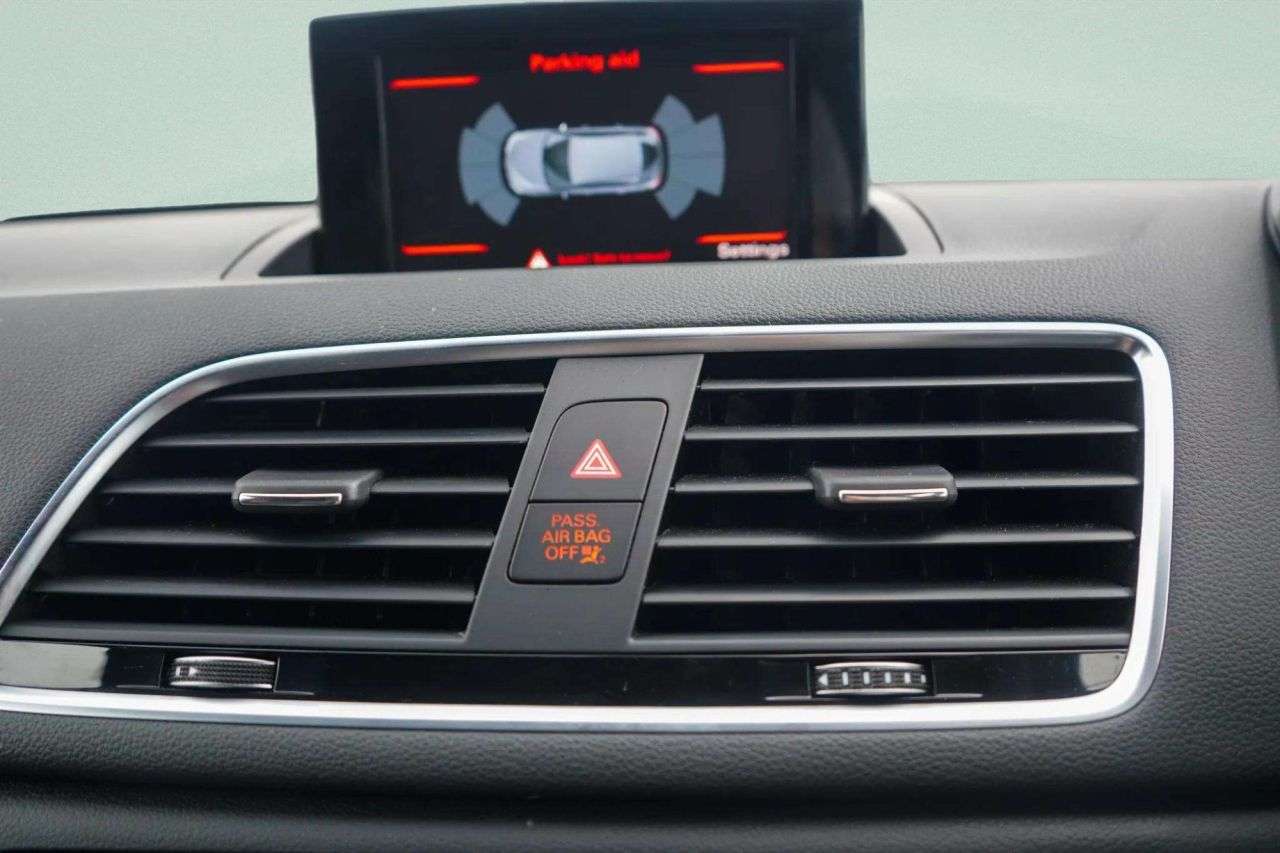 2018 AUDI Q3 2018 AUDI Q3