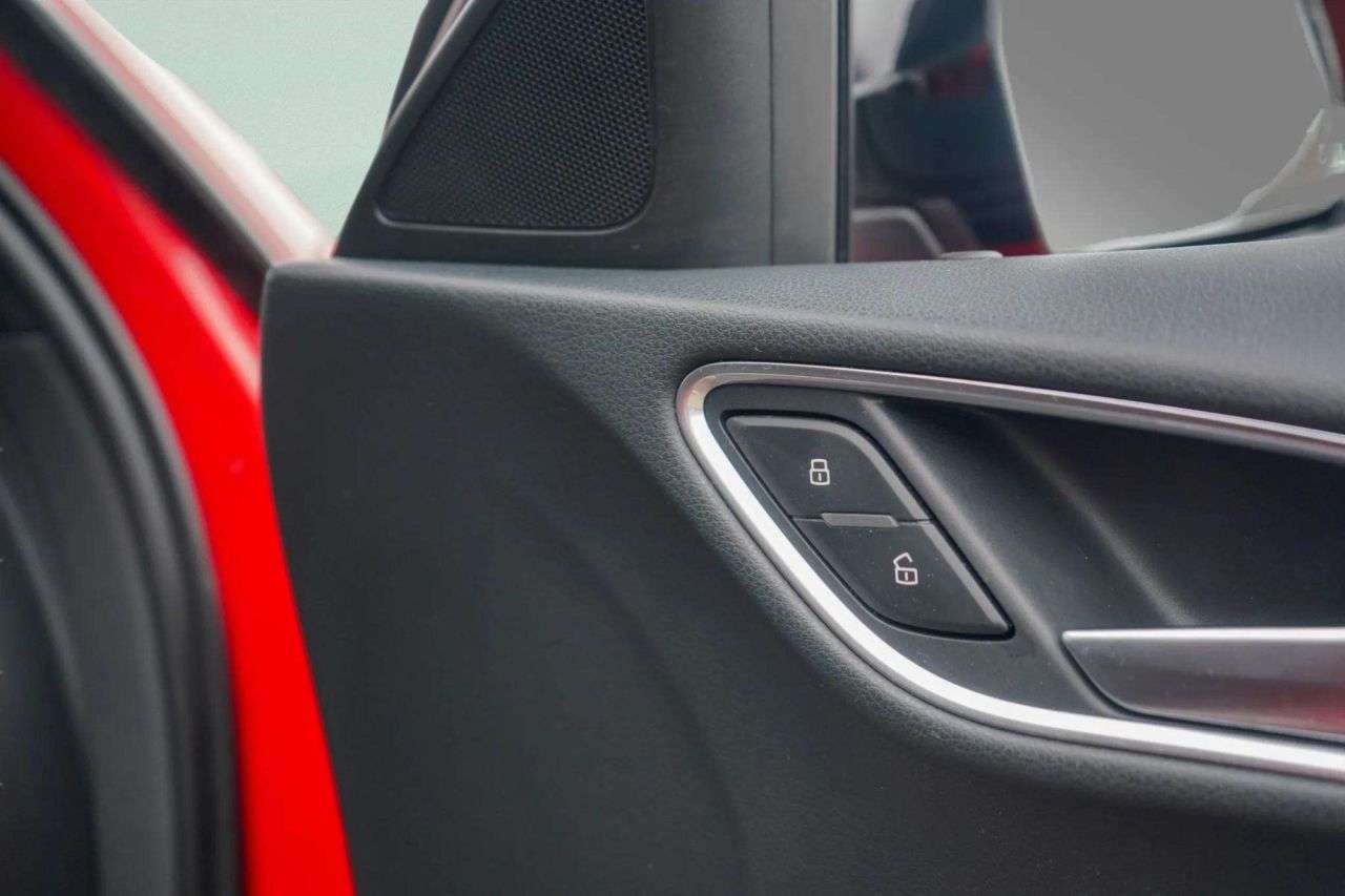 2018 AUDI Q3 2018 AUDI Q3