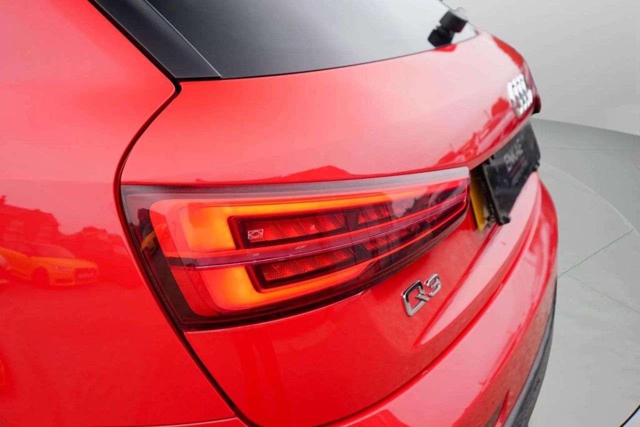 2018 AUDI Q3 2018 AUDI Q3