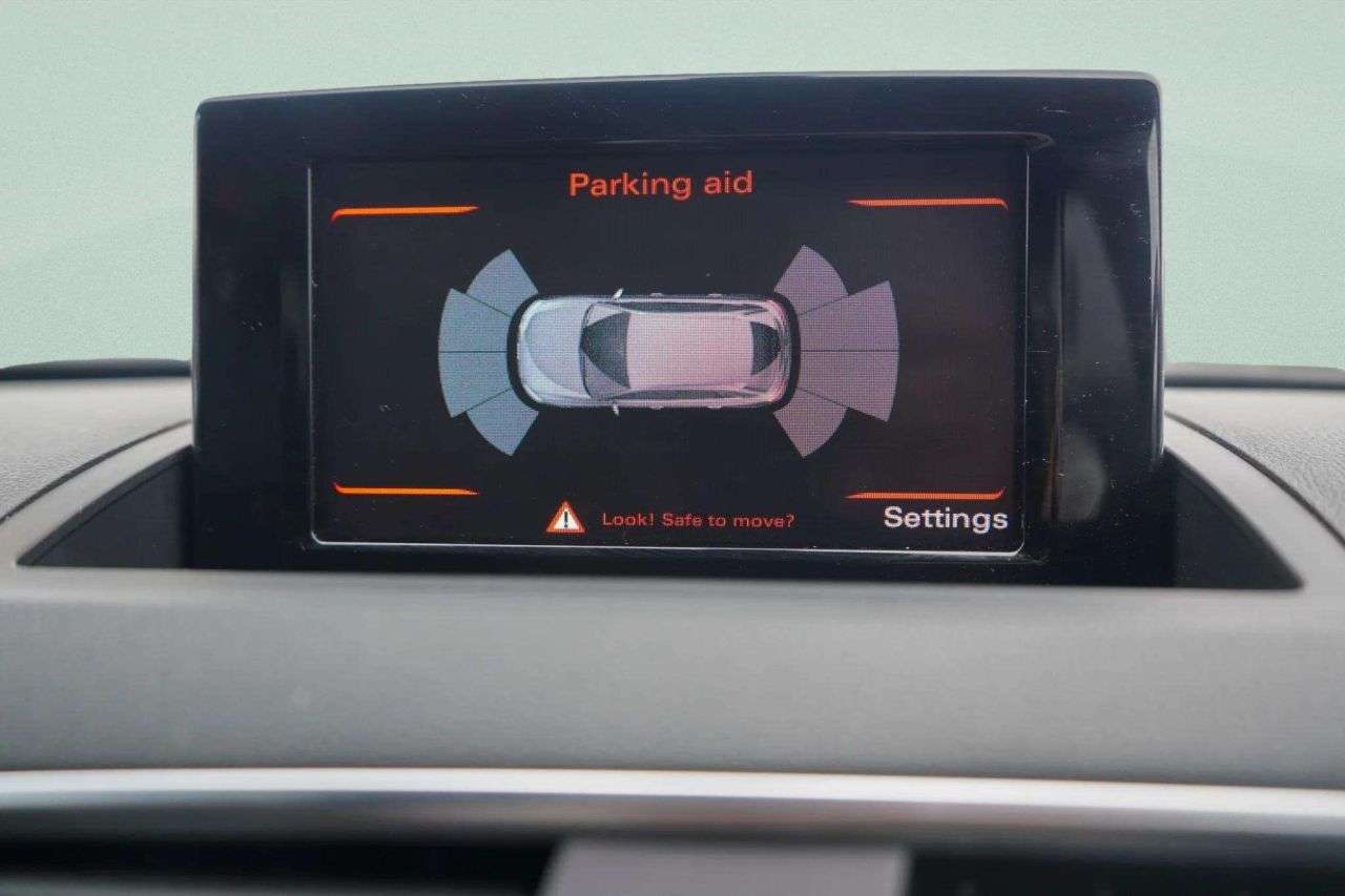2018 AUDI Q3 2018 AUDI Q3