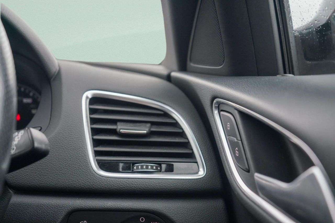2018 AUDI Q3 2018 AUDI Q3