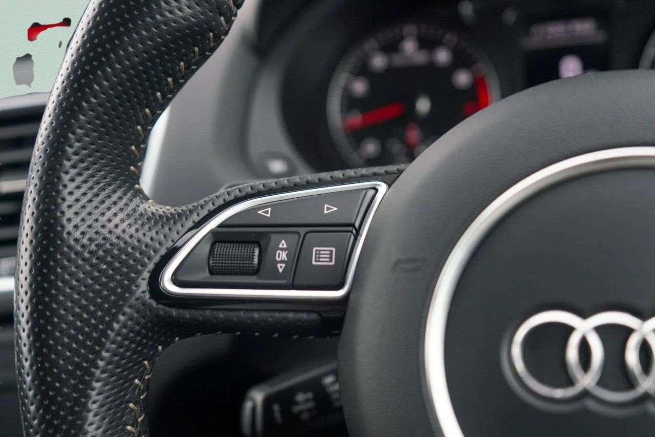 2018 AUDI Q3 2018 AUDI Q3