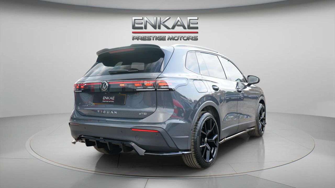 A 2024 VOLKSWAGEN TIGUAN 1.5 eTSI MHEV Match SUV 5dr Petrol Hybrid DSG Euro 6 (s/s) (150 ps) ACC | 1 A 2024 VOLKSWAGEN TIGUAN 1.5 eTSI MHEV Match SUV 5dr Petrol Hybrid DSG Euro 6 (s/s) (150 ps) ACC | 1