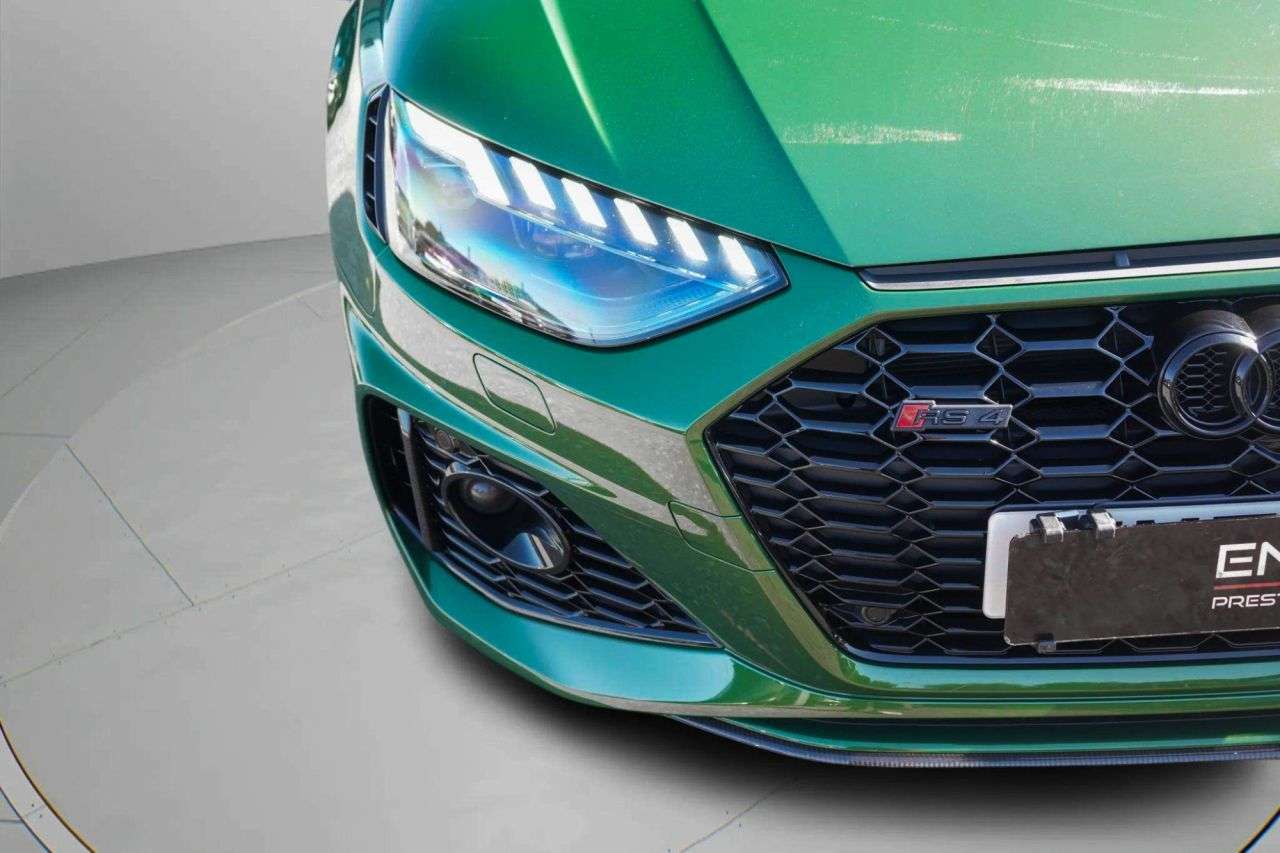 2022 AUDI RS4 AVANT 2022 AUDI RS4 AVANT