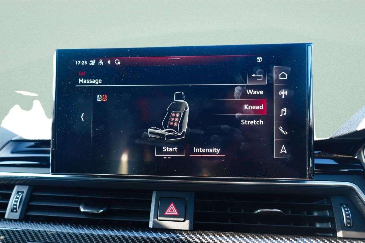 2022 AUDI RS4 AVANT 2022 AUDI RS4 AVANT