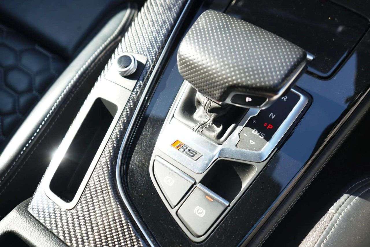 2022 AUDI RS4 AVANT 2022 AUDI RS4 AVANT
